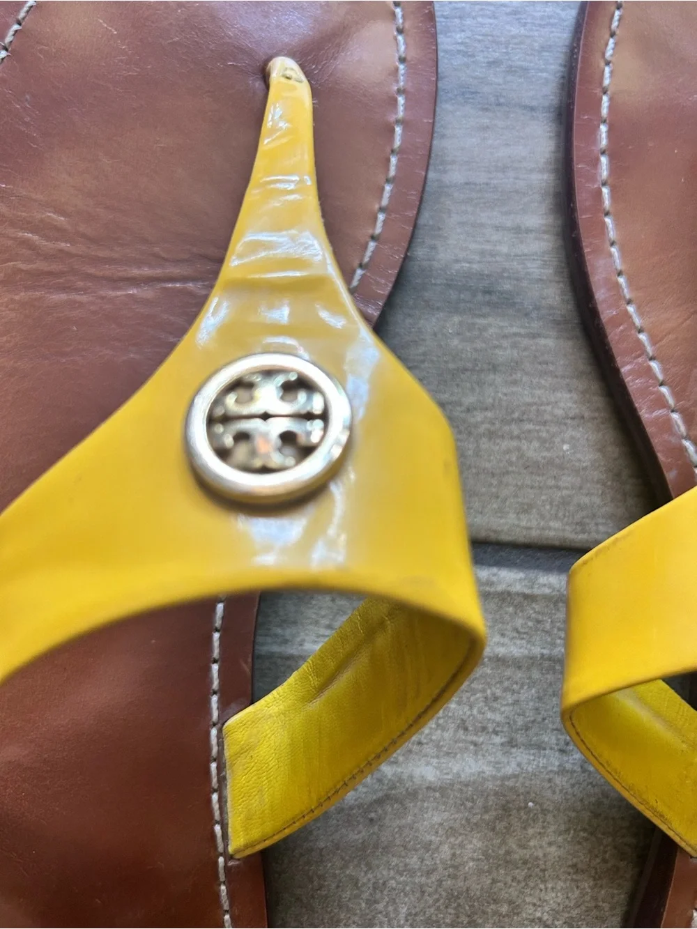 Tory Burch Yellow Patent Leather Logo Thong Sandals